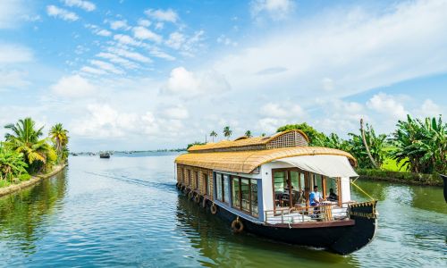 Best Kerala Tour Packages for Family